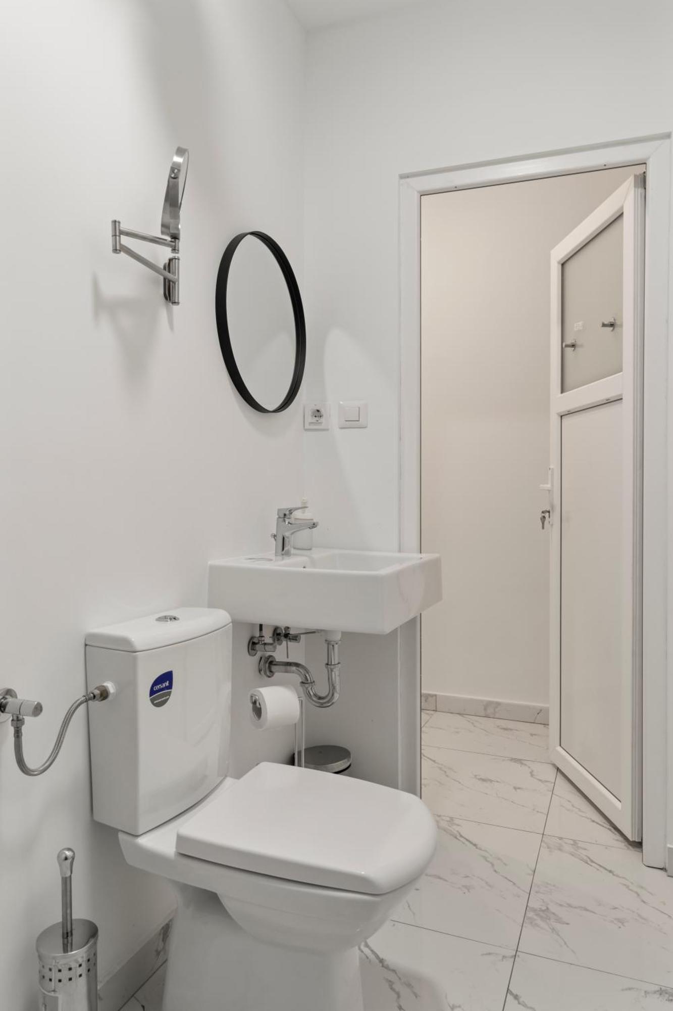 Nest Boutique Hostel بوخارست المظهر الخارجي الصورة